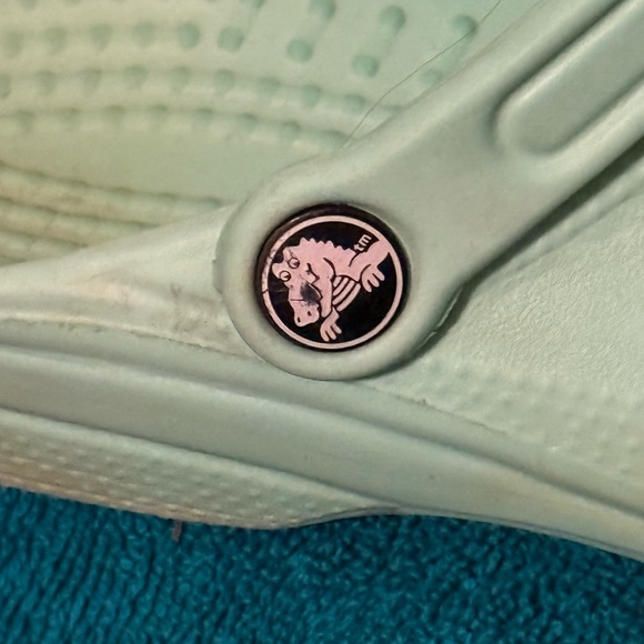 Seafoam Green Original Crocs Mens Sz 4 Womens Sz 6 GUC See Pics - Picture 5 of 7